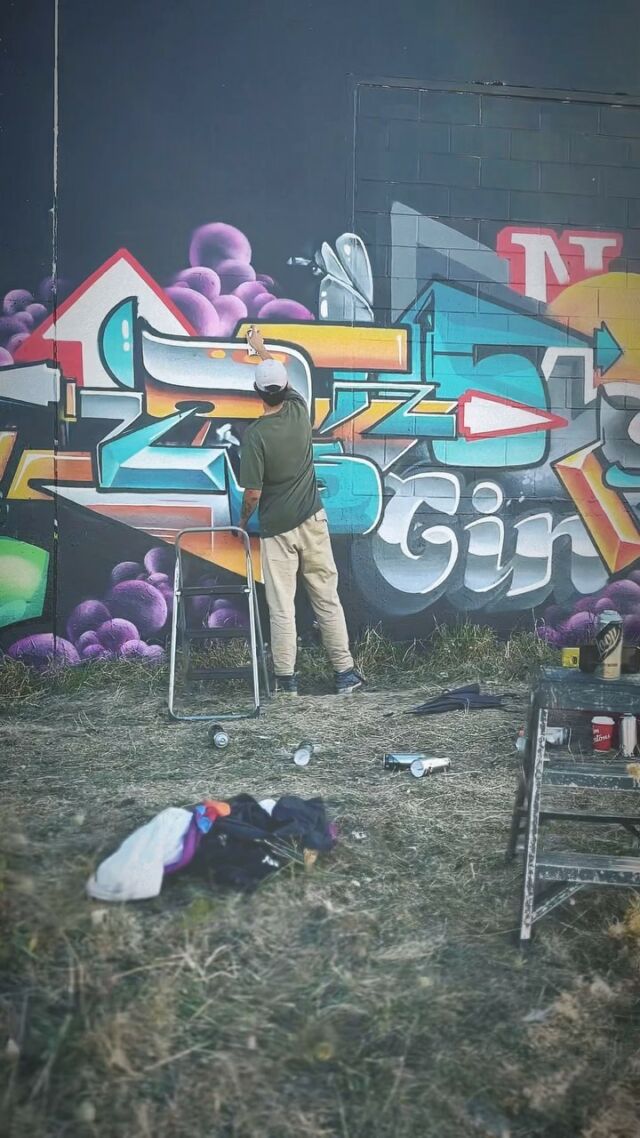 Imagine life without #colour 🤔🎨✨
.
Keep an eye out for some #awesome stills captured by the always #colourful @colinsmithtakespics 
.
.
.
#graffiti #graffitiart #streetart #tag #tagging #tagstagram #esquimalt #esquimaltbc #connectwithvictoria #yyj #bc
